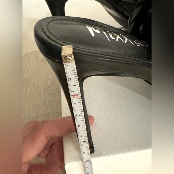 NIB Solid Black Color Faux Leather Square Toe Braided Mule Sandal. Size 8 đź–¤ - Picture 10 of 11